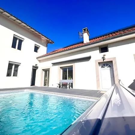 La Villa De Julien Avec Piscine Aureilhan  Exterior photo